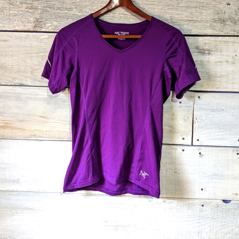Arc'teryx Women's technical shirt